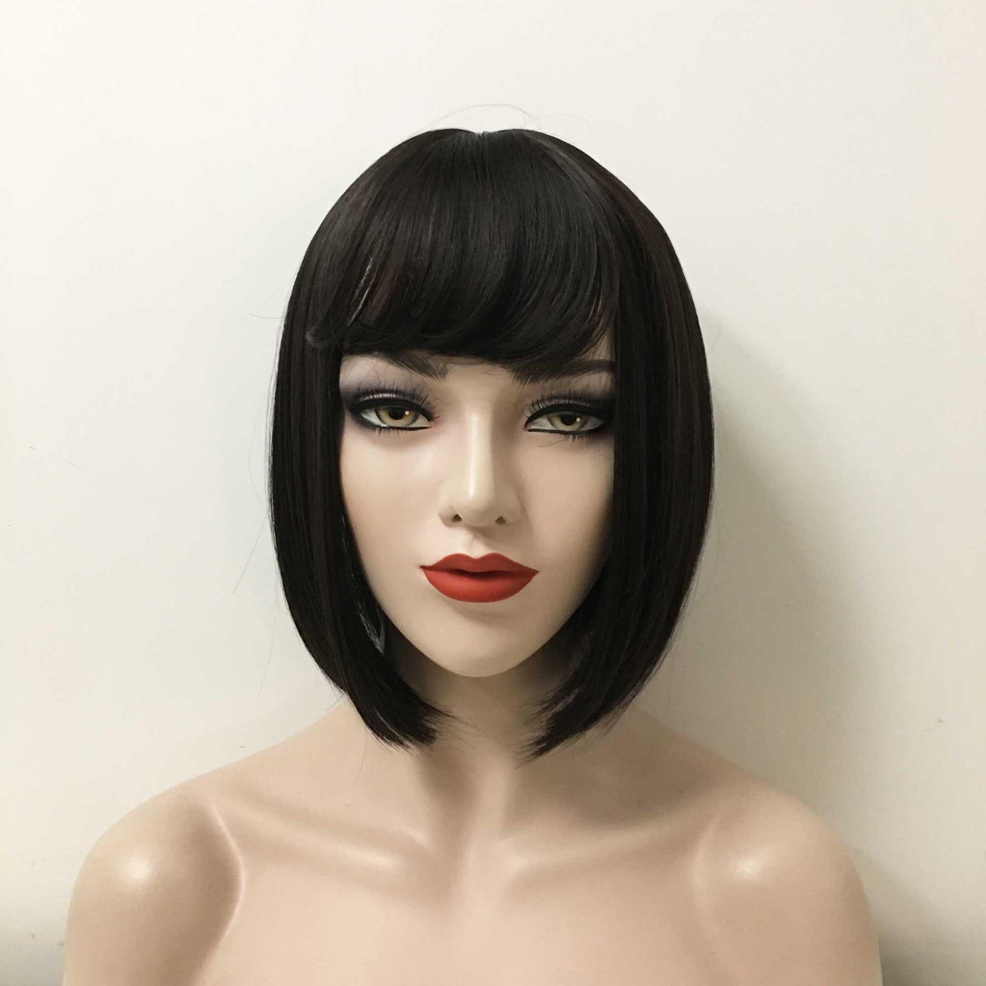 nevermindyrhead Women Black Short Straight Bob A-Line Fringe Bangs Wig